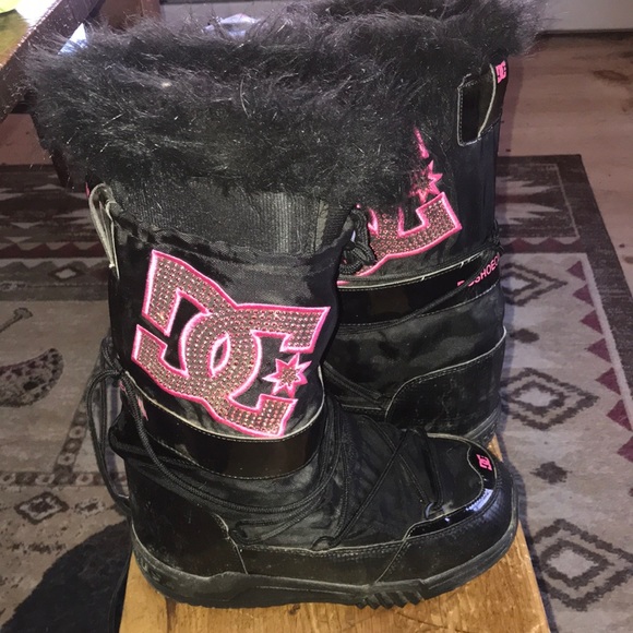 dc chalet boots
